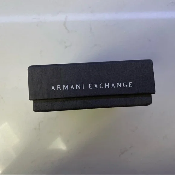 Armani Exchange credit card holder - Picture 8 of 15